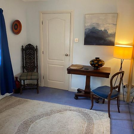 Beautiful Private Room With Kingsize Bed And Large Private En-Suite Peterborough Exteriör bild