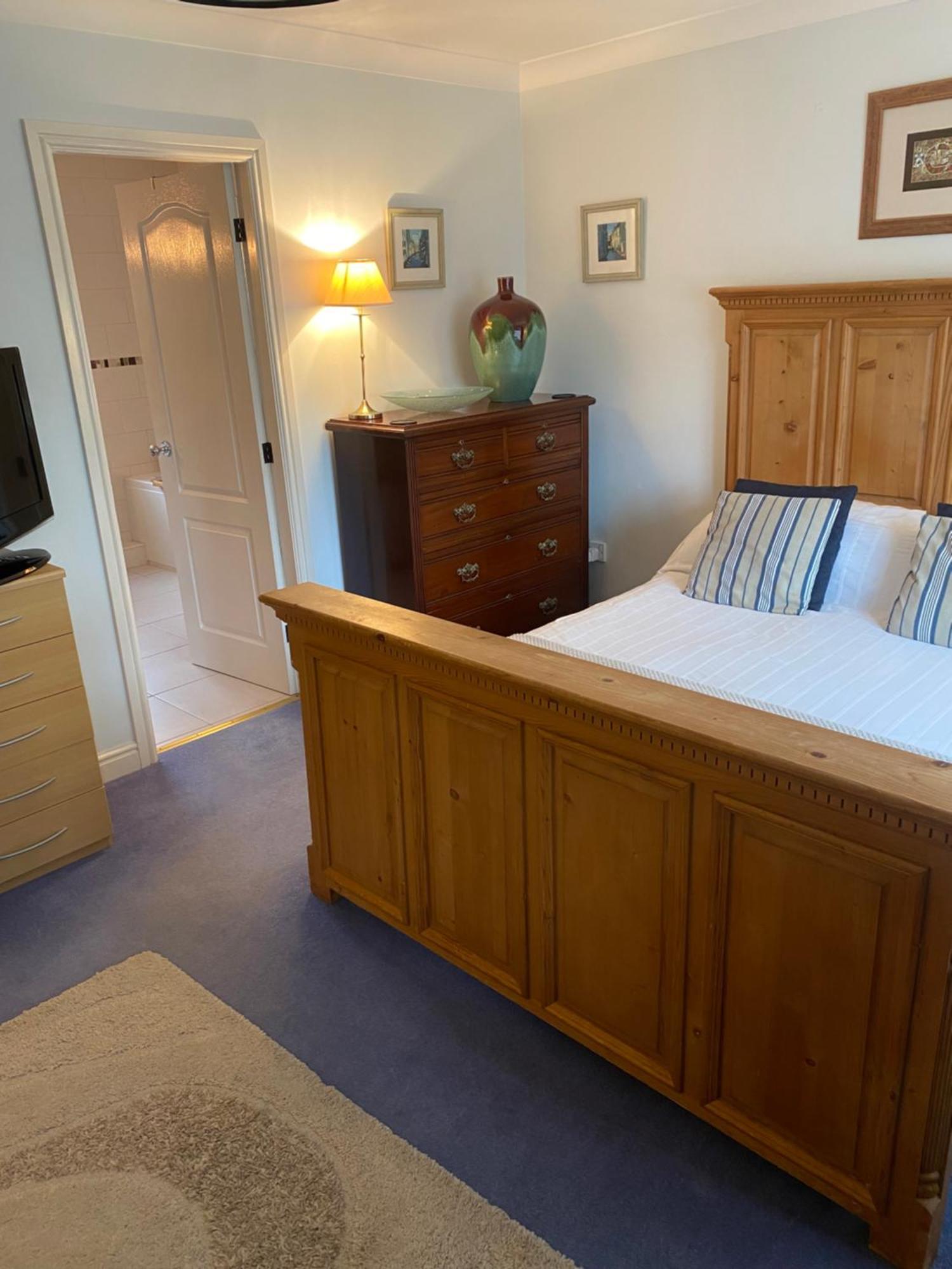 Beautiful Private Room With Kingsize Bed And Large Private En-Suite Peterborough Exteriör bild